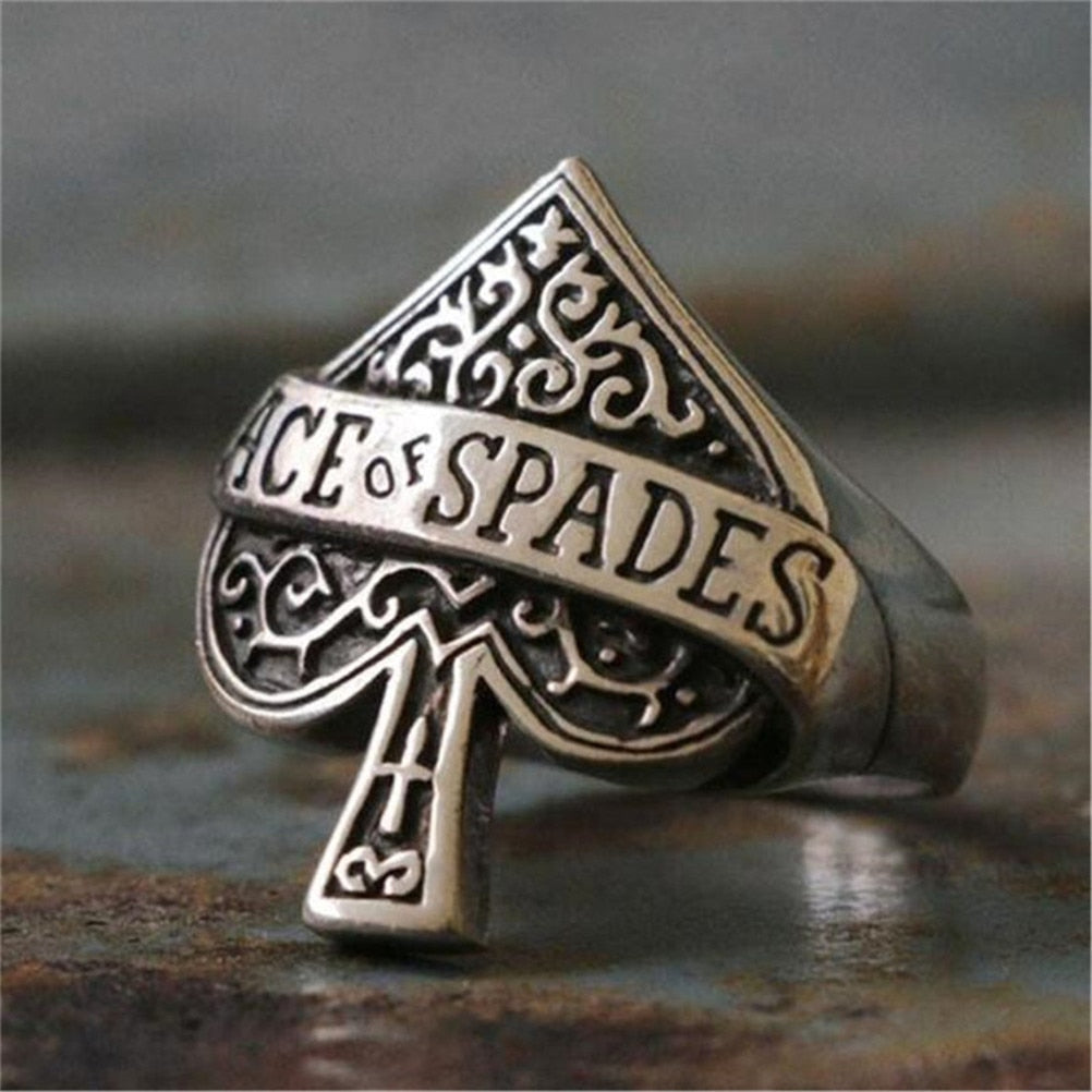 Anillo de póquer As de espadas